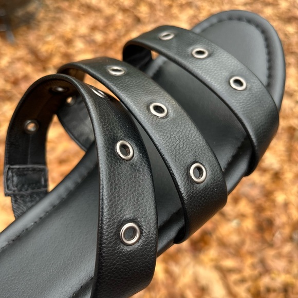 Vera Wang Black Grommet Sandals - Picture 6 of 6